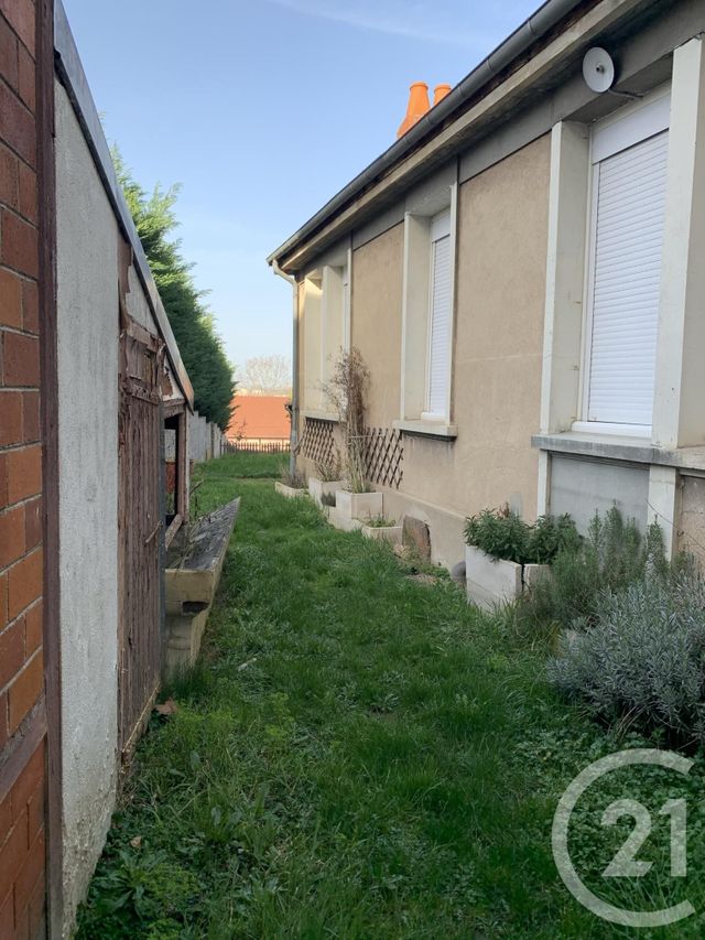 Afficher la photo en grand Appartement Autre à louer - 4 pièces - 150.0 m2 - MONTLUCON - 03 - AUVERGNE - Century 21 Pasquet Immobilier