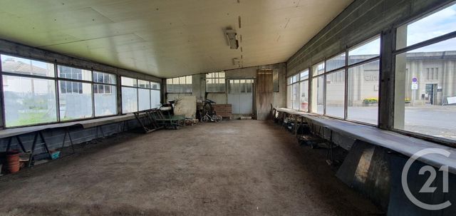 maison à vendre - 4 pièces - 221.0 m2 - MONTLUCON - 03 - AUVERGNE - Century 21 Pasquet Immobilier