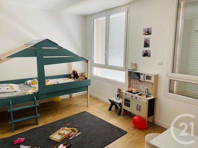 Appartement F5 à vendre - 7 pièces - 169.0 m2 - MONTLUCON - 03 - AUVERGNE - Century 21 Pasquet Immobilier