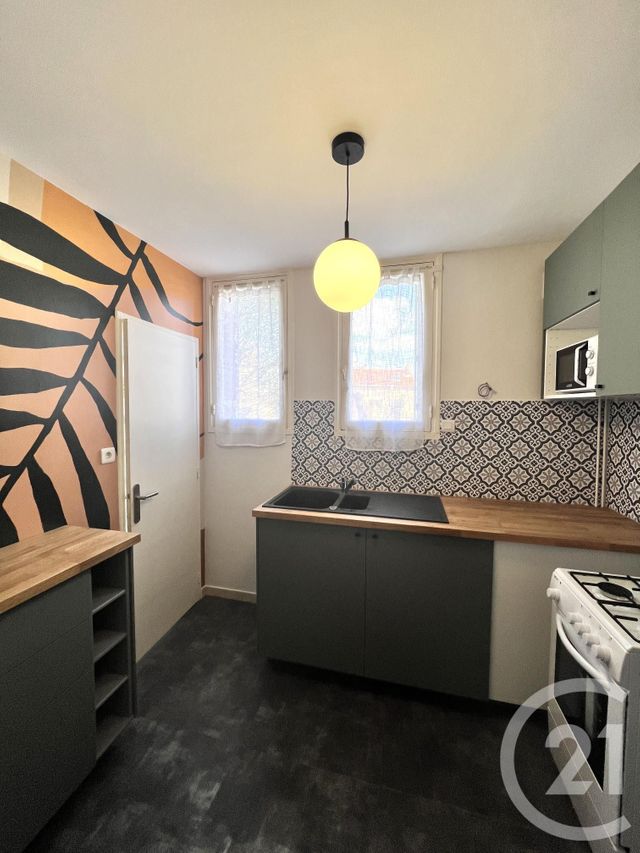 Appartement F3 à vendre - 3 pièces - 63.0 m2 - MONTLUCON - 03 - AUVERGNE - Century 21 Pasquet Immobilier