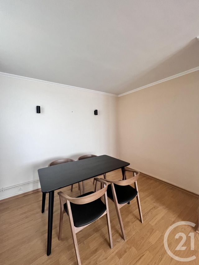 Appartement F3 à vendre - 3 pièces - 63.0 m2 - MONTLUCON - 03 - AUVERGNE - Century 21 Pasquet Immobilier