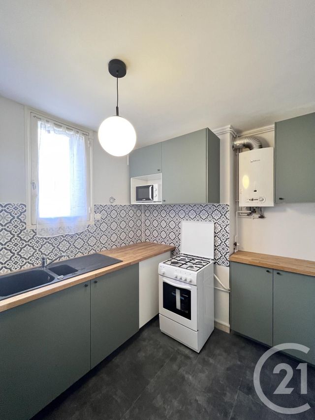 Appartement F3 à vendre - 3 pièces - 63.0 m2 - MONTLUCON - 03 - AUVERGNE - Century 21 Pasquet Immobilier