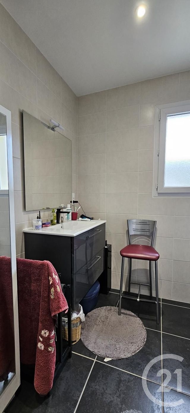 maison à vendre - 4 pièces - 108.0 m2 - PREMILHAT - 03 - AUVERGNE - Century 21 Pasquet Immobilier