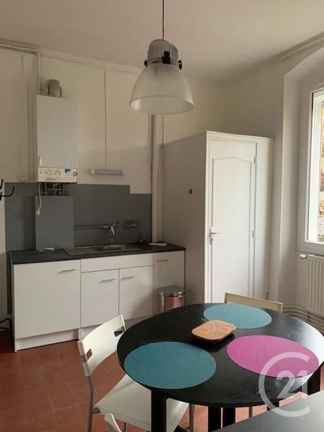 Appartement F1 à louer - 1 pièce - 29.9 m2 - MONTLUCON - 03 - AUVERGNE - Century 21 Pasquet Immobilier