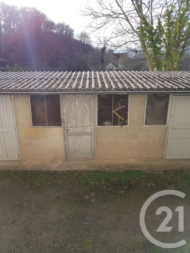 Appartement F1 à louer - 1 pièce - 29.9 m2 - MONTLUCON - 03 - AUVERGNE - Century 21 Pasquet Immobilier