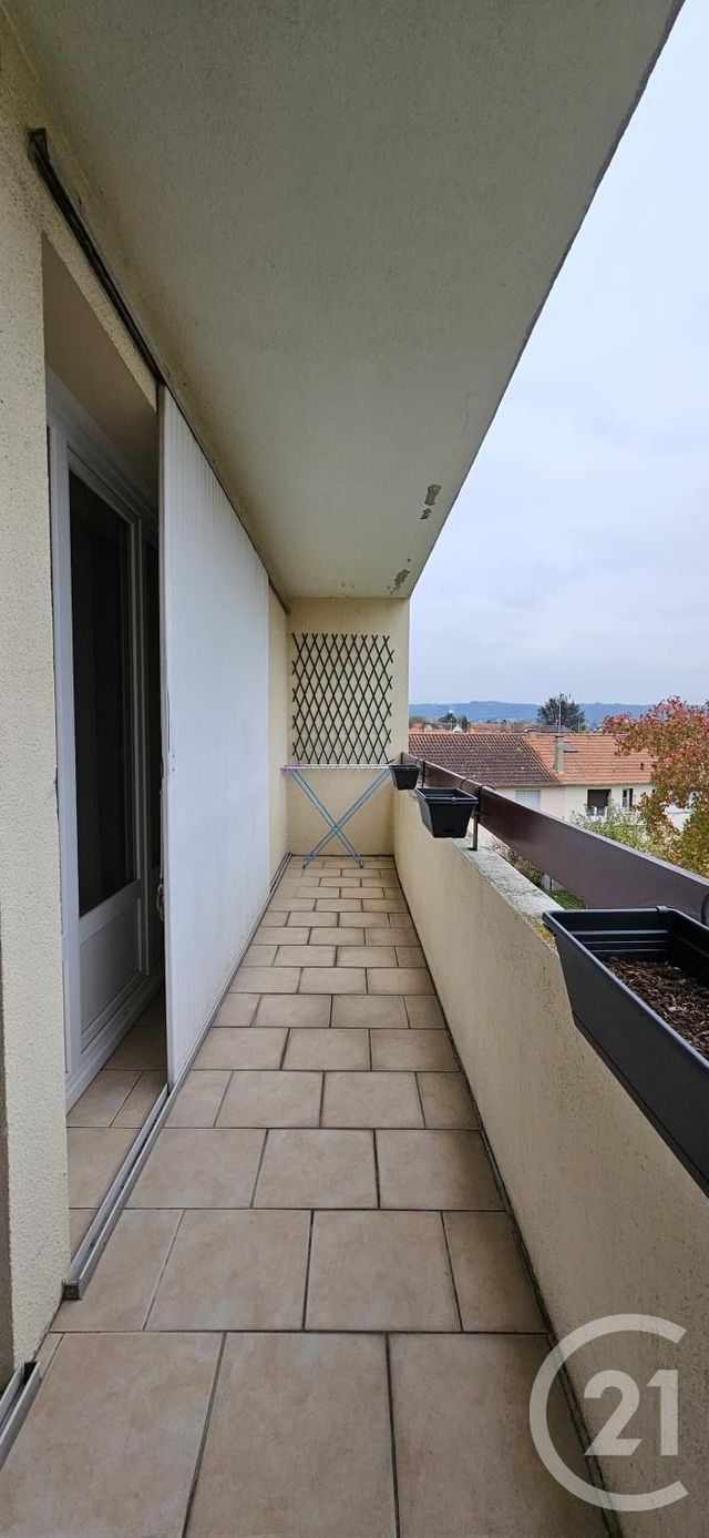 Afficher la photo en grand Appartement F3 à vendre - 2 pièces - 52.64 m2 - MONTLUCON - 03 - AUVERGNE - Century 21 Pasquet Immobilier