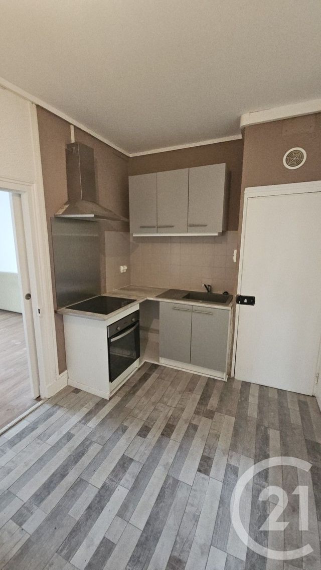 Appartement F3 à louer - 3 pièces - 60.92 m2 - MONTLUCON - 03 - AUVERGNE - Century 21 Pasquet Immobilier