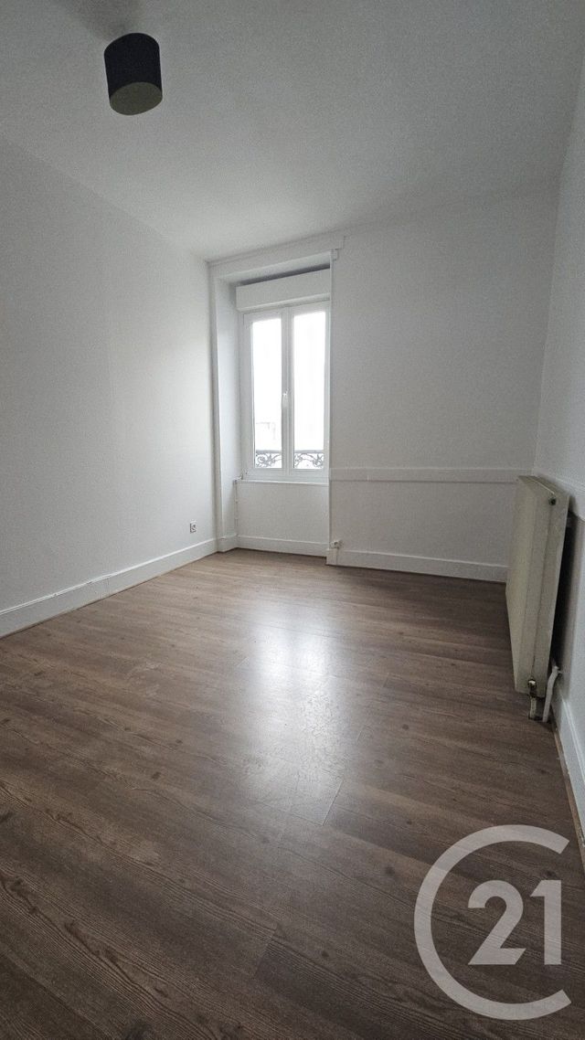 Appartement F3 à louer - 3 pièces - 60.92 m2 - MONTLUCON - 03 - AUVERGNE - Century 21 Pasquet Immobilier