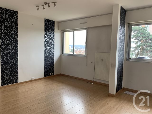 Afficher la photo en grand Appartement F2 à louer - 2 pièces - 53.06 m2 - MONTLUCON - 03 - AUVERGNE - Century 21 Pasquet Immobilier