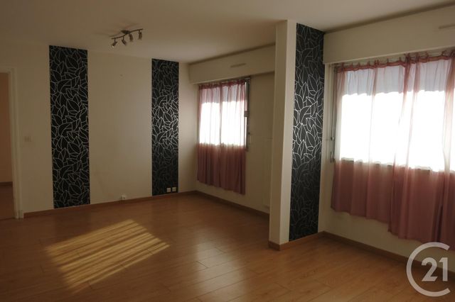 Afficher la photo en grand Appartement F2 à louer - 2 pièces - 53.06 m2 - MONTLUCON - 03 - AUVERGNE - Century 21 Pasquet Immobilier