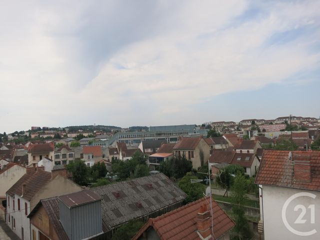 Appartement F2 à vendre - 2 pièces - 46.7 m2 - MONTLUCON - 03 - AUVERGNE - Century 21 Pasquet Immobilier