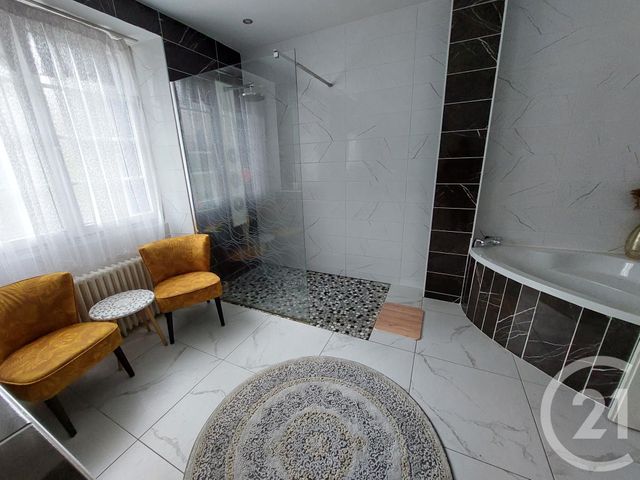 maison à vendre - 5 pièces - 138.0 m2 - MONTLUCON - 03 - AUVERGNE - Century 21 Pasquet Immobilier