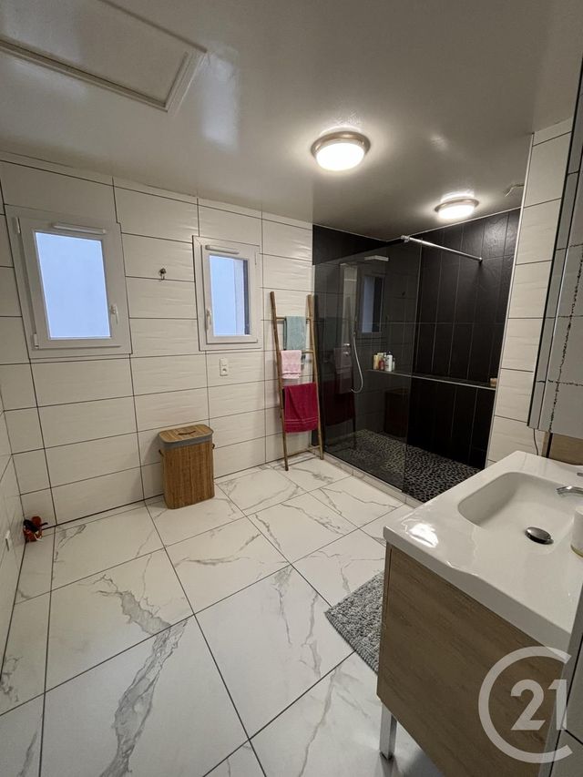 maison à vendre - 6 pièces - 120.9 m2 - MONTLUCON - 03 - AUVERGNE - Century 21 Pasquet Immobilier