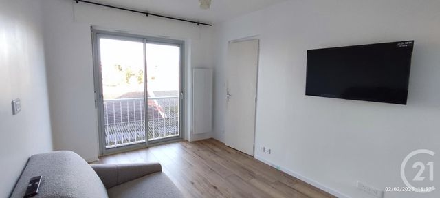 Appartement F1 à louer - 1 pièce - 24.25 m2 - MONTLUCON - 03 - AUVERGNE - Century 21 Pasquet Immobilier