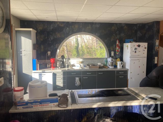 Afficher la photo en grand immeuble à vendre - 330.0 m2 - MONTLUCON - 03 - AUVERGNE - Century 21 Pasquet Immobilier