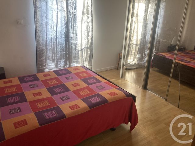 Afficher la photo en grand immeuble à vendre - 330.0 m2 - MONTLUCON - 03 - AUVERGNE - Century 21 Pasquet Immobilier