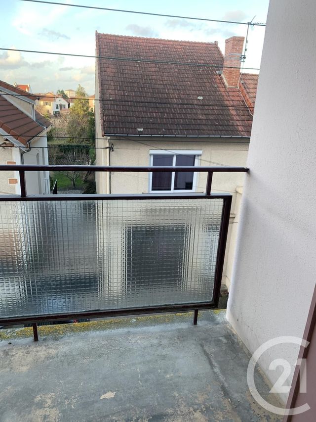 Afficher la photo en grand Appartement F3 à vendre - 3 pièces - 70.11 m2 - MONTLUCON - 03 - AUVERGNE - Century 21 Pasquet Immobilier