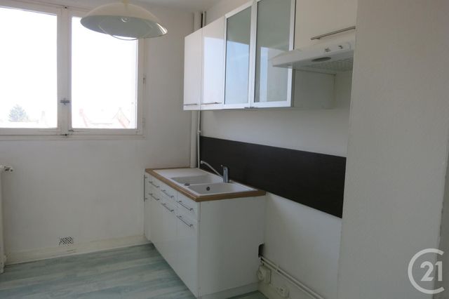 Afficher la photo en grand Appartement F3 à louer - 3 pièces - 50.37 m2 - MONTLUCON - 03 - AUVERGNE - Century 21 Pasquet Immobilier