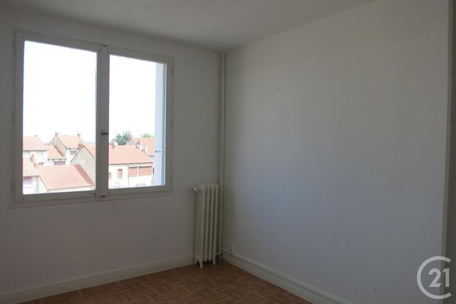 Afficher la photo en grand Appartement F3 à louer - 3 pièces - 50.37 m2 - MONTLUCON - 03 - AUVERGNE - Century 21 Pasquet Immobilier