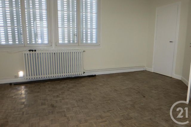 Appartement F3 à louer - 3 pièces - 60.0 m2 - MONTLUCON - 03 - AUVERGNE - Century 21 Pasquet Immobilier