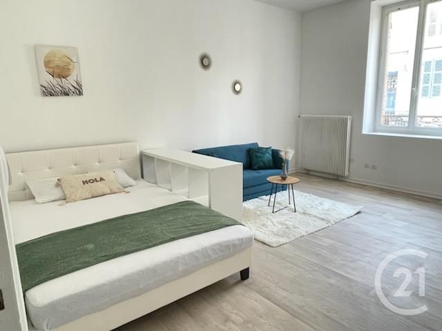 Afficher la photo en grand immeuble à vendre - 240.0 m2 - MONTLUCON - 03 - AUVERGNE - Century 21 Pasquet Immobilier