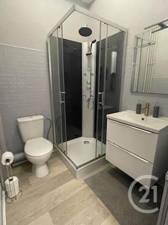 Afficher la photo en grand immeuble à vendre - 240.0 m2 - MONTLUCON - 03 - AUVERGNE - Century 21 Pasquet Immobilier