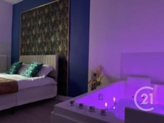 Afficher la photo en grand immeuble à vendre - 240.0 m2 - MONTLUCON - 03 - AUVERGNE - Century 21 Pasquet Immobilier