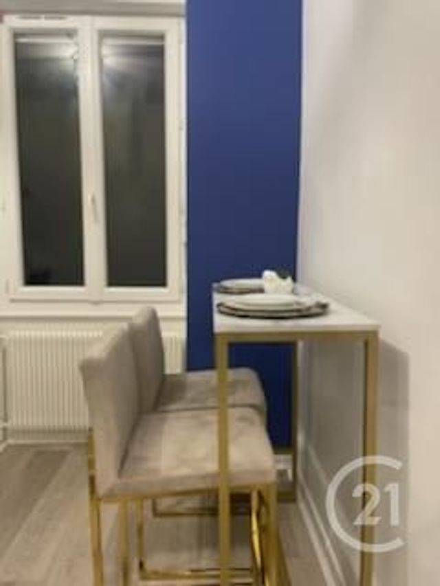 Afficher la photo en grand immeuble à vendre - 240.0 m2 - MONTLUCON - 03 - AUVERGNE - Century 21 Pasquet Immobilier