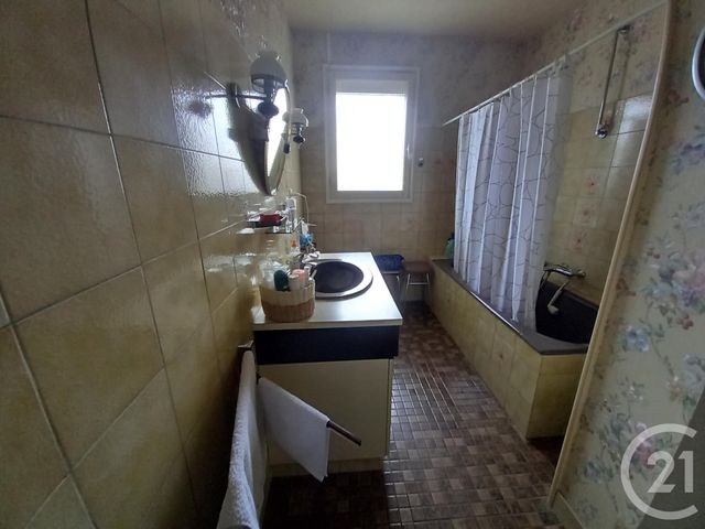 maison à vendre - 5 pièces - 131.0 m2 - MONTLUCON - 03 - AUVERGNE - Century 21 Pasquet Immobilier