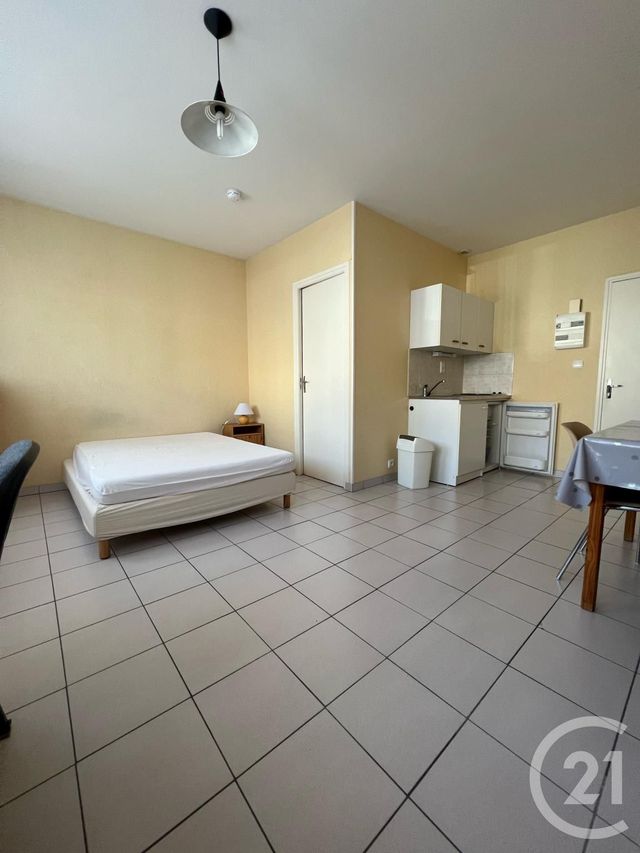 Appartement Studio à louer - 1 pièce - 23.03 m2 - MONTLUCON - 03 - AUVERGNE - Century 21 Pasquet Immobilier