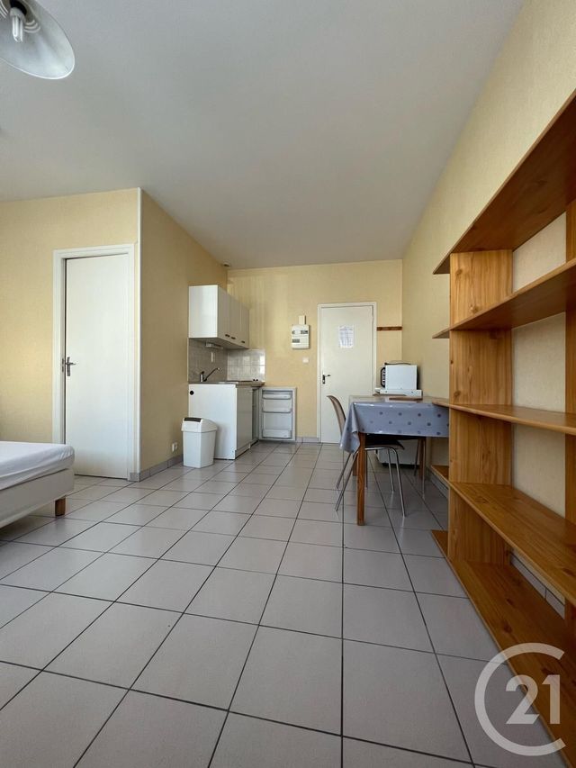 Appartement Studio à louer - 1 pièce - 23.03 m2 - MONTLUCON - 03 - AUVERGNE - Century 21 Pasquet Immobilier