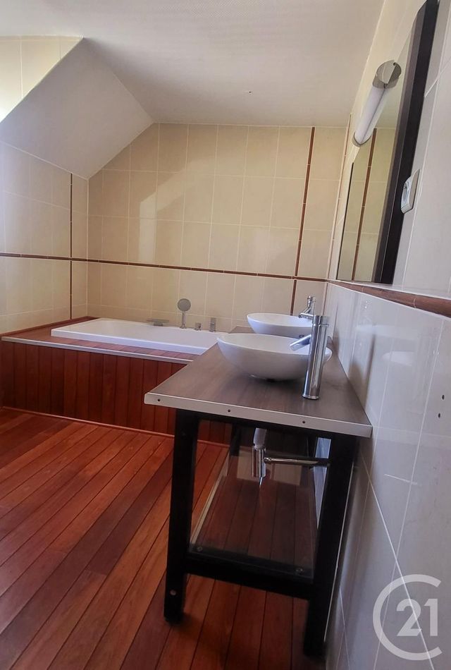 Afficher la photo en grand maison à vendre - 5 pièces - 160.0 m2 - MONTLUCON - 03 - AUVERGNE - Century 21 Pasquet Immobilier