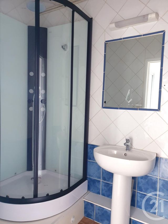 Afficher la photo en grand immeuble à vendre - 168.0 m2 - MONTLUCON - 03 - AUVERGNE - Century 21 Pasquet Immobilier