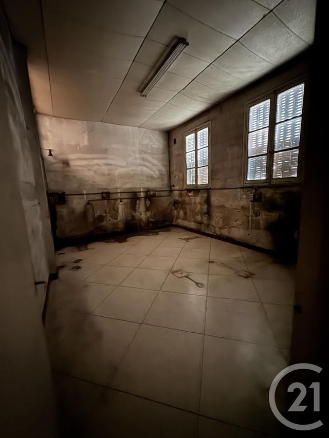 Appartement Local à louer - 3 pièces - 92.37 m2 - MONTLUCON - 03 - AUVERGNE - Century 21 Pasquet Immobilier