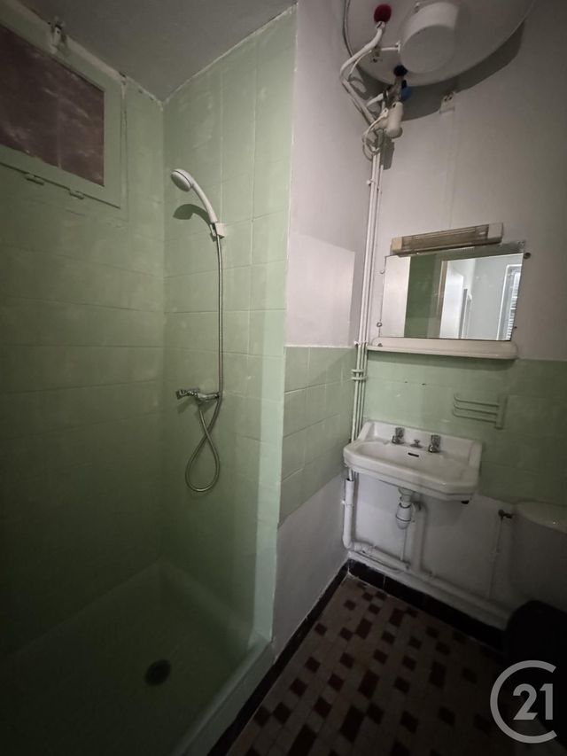 Appartement F1 à louer - 1 pièce - 28.81 m2 - MONTLUCON - 03 - AUVERGNE - Century 21 Pasquet Immobilier