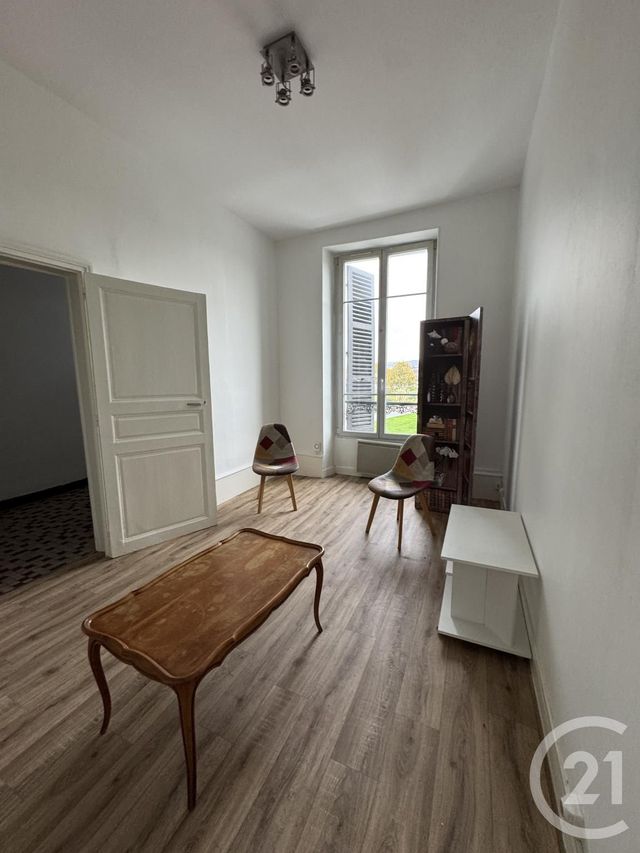 Appartement F1 à louer - 1 pièce - 28.81 m2 - MONTLUCON - 03 - AUVERGNE - Century 21 Pasquet Immobilier