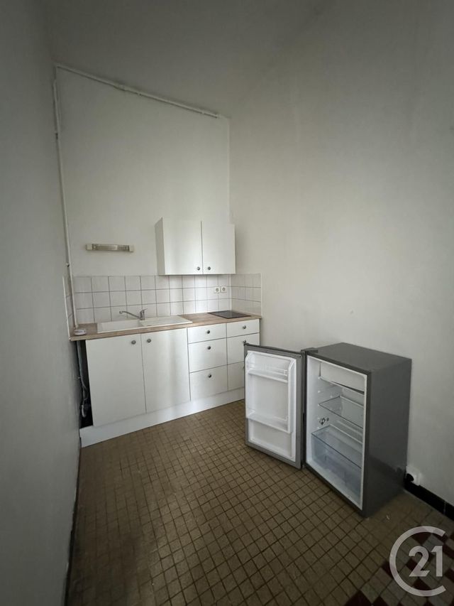 Appartement F1 à louer - 1 pièce - 28.81 m2 - MONTLUCON - 03 - AUVERGNE - Century 21 Pasquet Immobilier