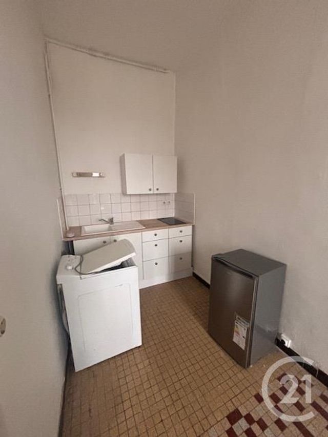 Appartement F1 à louer - 1 pièce - 28.81 m2 - MONTLUCON - 03 - AUVERGNE - Century 21 Pasquet Immobilier