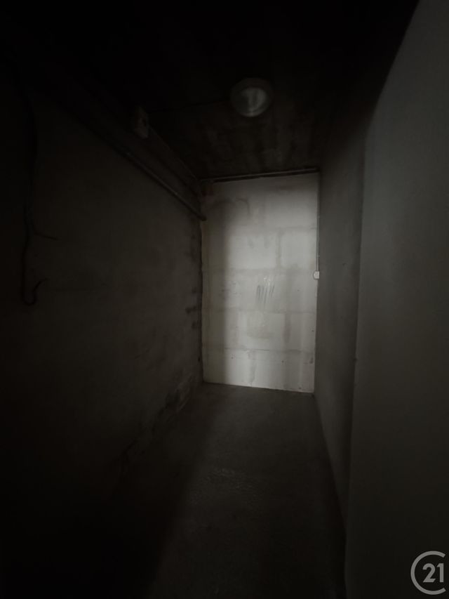 Afficher la photo en grand commerce à louer - 42.3 m2 - MONTLUCON - 03 - AUVERGNE - Century 21 Pasquet Immobilier