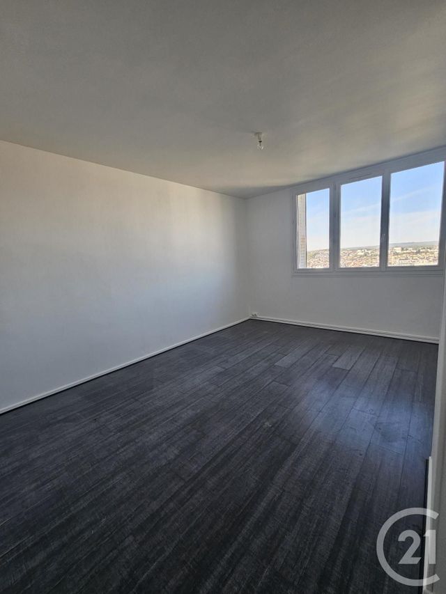 Appartement F3 à louer - 3 pièces - 55.07 m2 - MONTLUCON - 03 - AUVERGNE - Century 21 Pasquet Immobilier