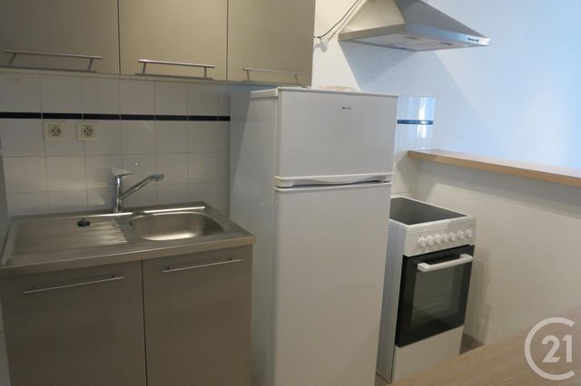 Appartement F2 à louer - 2 pièces - 44.26 m2 - MONTLUCON - 03 - AUVERGNE - Century 21 Pasquet Immobilier
