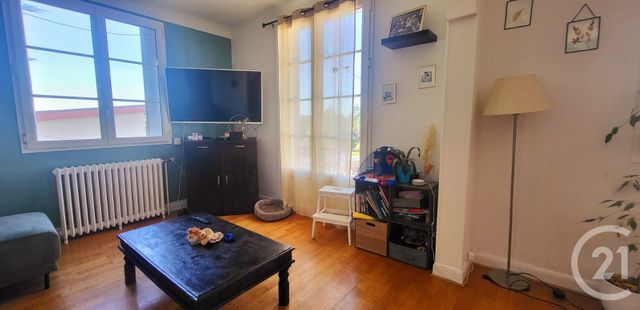 Afficher la photo en grand maison à vendre - 6 pièces - 137.0 m2 - MONTLUCON - 03 - AUVERGNE - Century 21 Pasquet Immobilier