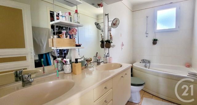 Afficher la photo en grand maison à vendre - 6 pièces - 137.0 m2 - MONTLUCON - 03 - AUVERGNE - Century 21 Pasquet Immobilier