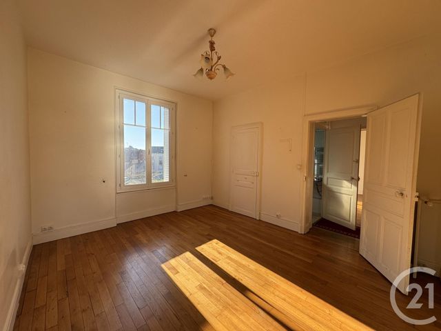 Appartement F4 à vendre - 4 pièces - 92.88 m2 - MONTLUCON - 03 - AUVERGNE - Century 21 Pasquet Immobilier