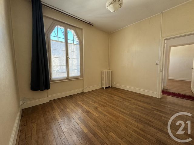 Appartement F4 à vendre - 4 pièces - 92.88 m2 - MONTLUCON - 03 - AUVERGNE - Century 21 Pasquet Immobilier