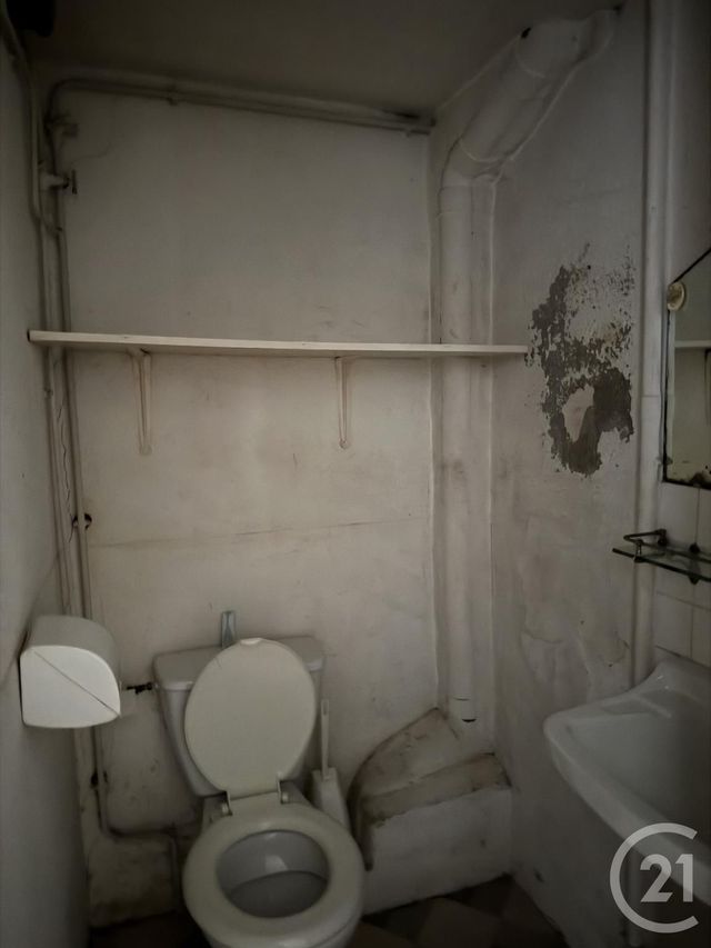 commerce à louer - 30.0 m2 - NERIS LES BAINS - 03 - AUVERGNE - Century 21 Pasquet Immobilier