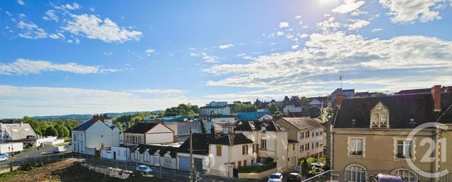 Appartement F4 à vendre - 4 pièces - 90.0 m2 - MONTLUCON - 03 - AUVERGNE - Century 21 Pasquet Immobilier