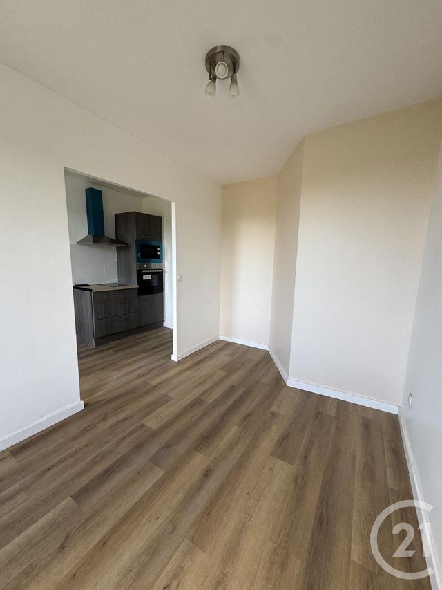 Appartement F3 à louer - 3 pièces - 44.0 m2 - MONTLUCON - 03 - AUVERGNE - Century 21 Pasquet Immobilier