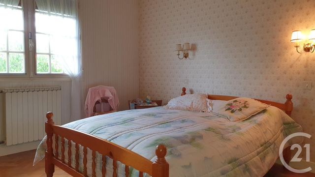 maison à vendre - 8 pièces - 177.0 m2 - MONTLUCON - 03 - AUVERGNE - Century 21 Pasquet Immobilier