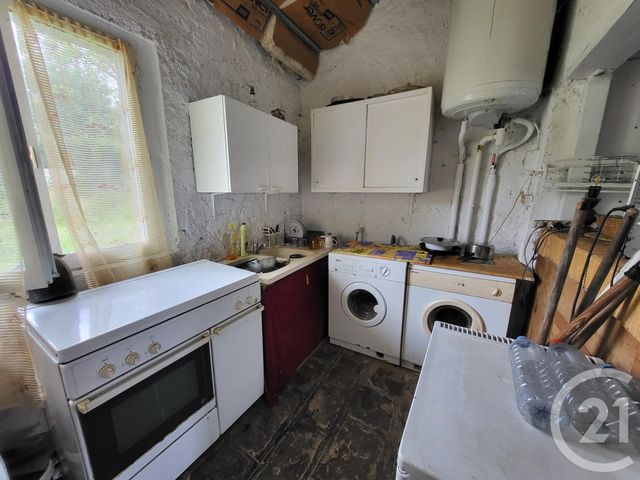 maison à vendre - 4 pièces - 72.0 m2 - MARCILLAT EN COMBRAILLE - 03 - AUVERGNE - Century 21 Pasquet Immobilier